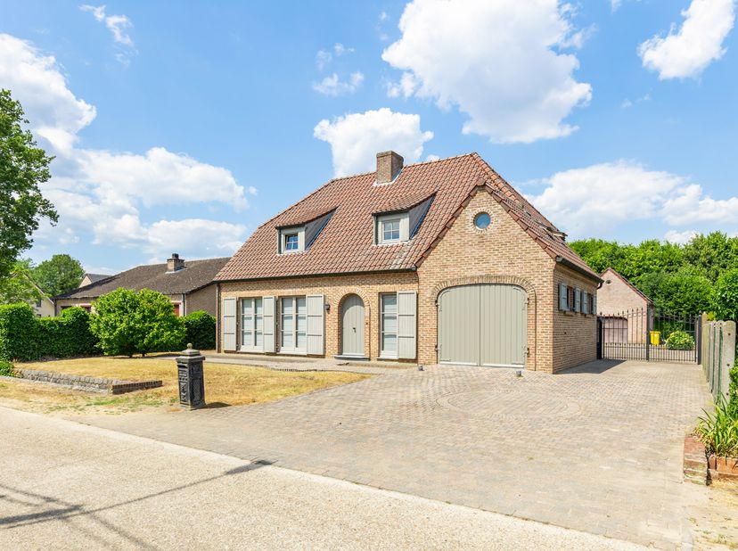 Maison à vendre
                    à 2250 Olen